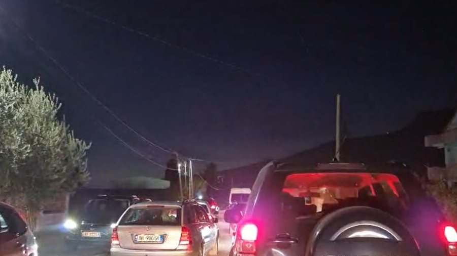 Makth i përjavshëm/ Elbasani bllokohet çdo të diel, 6 kilometra në 2 orë, fundjava kthehet në kaos për qytetin