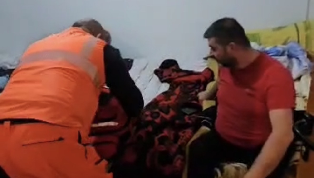 Marinëz – Gjendja e grevistëve përkeqësohet në ditën e 13-të të grevës së urisë