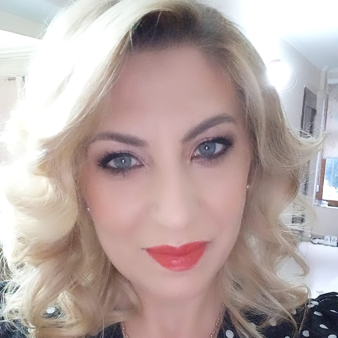 Marsela Neni: Nëna ime kishte dhjetë duar