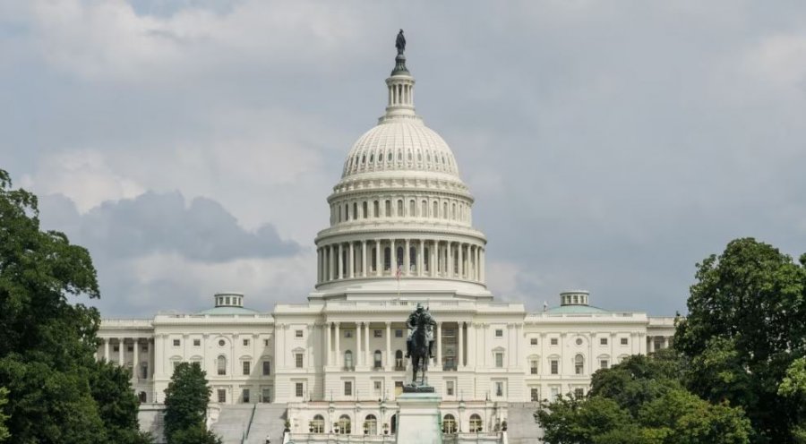 Mbyllja e qeverisë në SHBA zgjatet edhe javën e ardhshme, Kongresi nuk miraton ligjin për shpenzimet ushtarake
