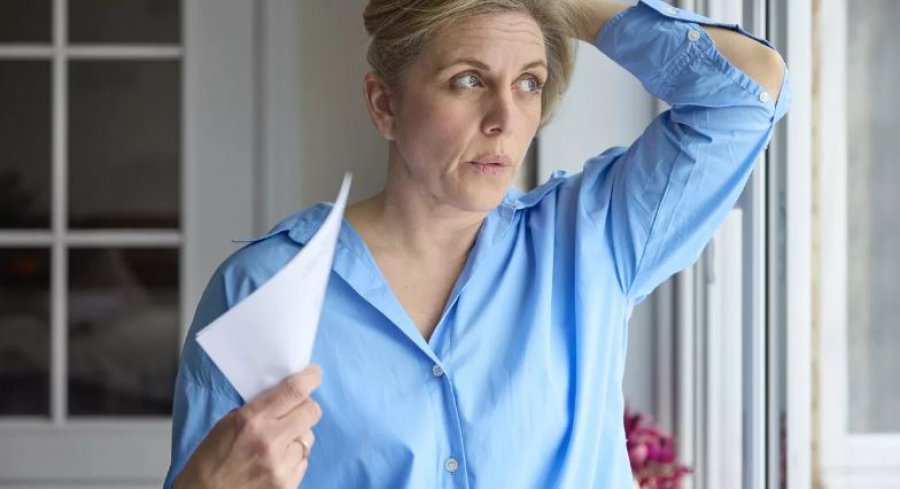 Menopauza, faktori i papritur që e sjell atë më herët në jetën e një gruaje