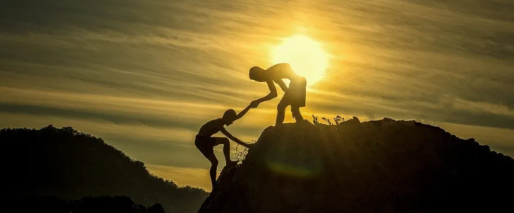 Mësues… a nuk e sheh sa është prishur shoqëria?