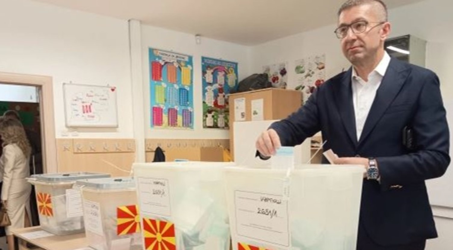 Mickoski pret fitore historike të VMRO-DPMNE-së në zgjedhjet lokale në Maqedoninë e Veriut