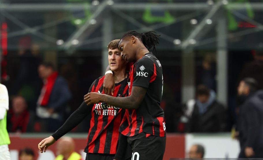 Milan-Pisa 2-2! Kuqezinjtë zhgënjejnë në San Siro dhe shmangin humbjen në fund (VIDEO)