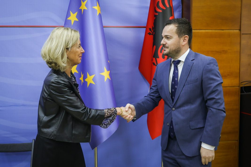 Ministri Salla takon përfaqësues të KE-së: Siguria Ushqimore, kapitull kyç në procesin e anëtarësimit në BE