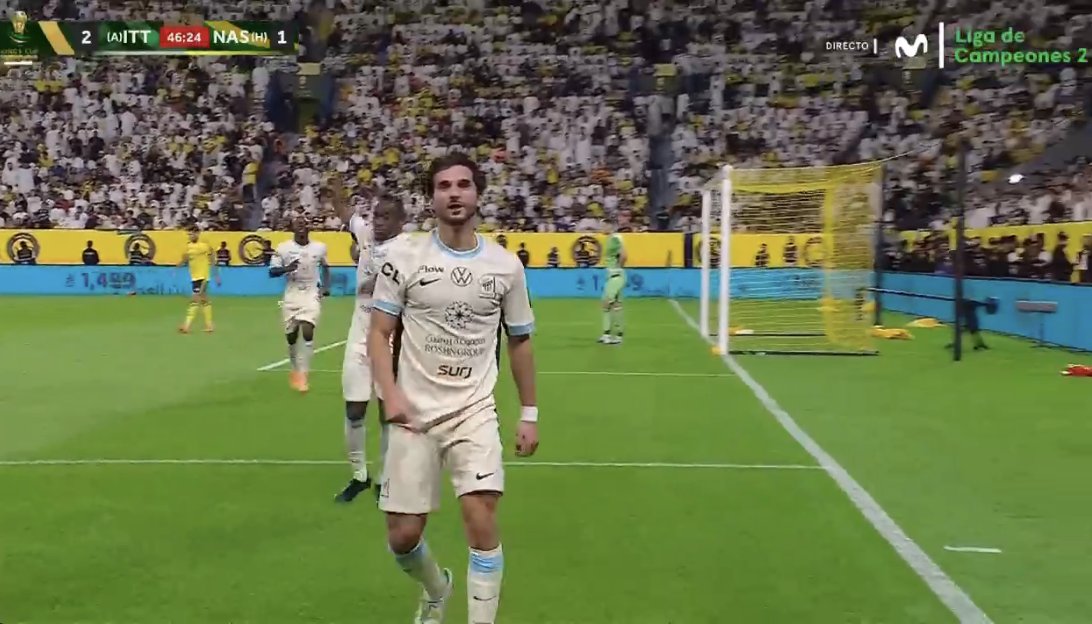 Mitaj është lojtar klasi, super asist nga shqiptari. Al-Ittihad e mbyll në avantazh pjesën e parë ndaj Al-Nassr (video)