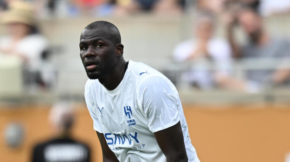 “Napoli refuzoi 100 milionë euro për mua, Ancelotti kërcënoi me dorëheqje nëse largohesha”