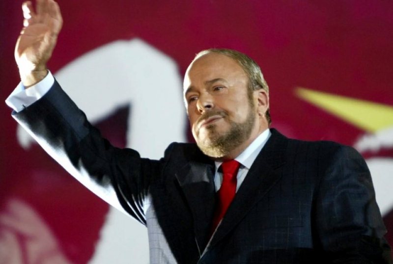 Ndahet nga jeta Fatos Nano, lideri historik i Partisë Socialiste