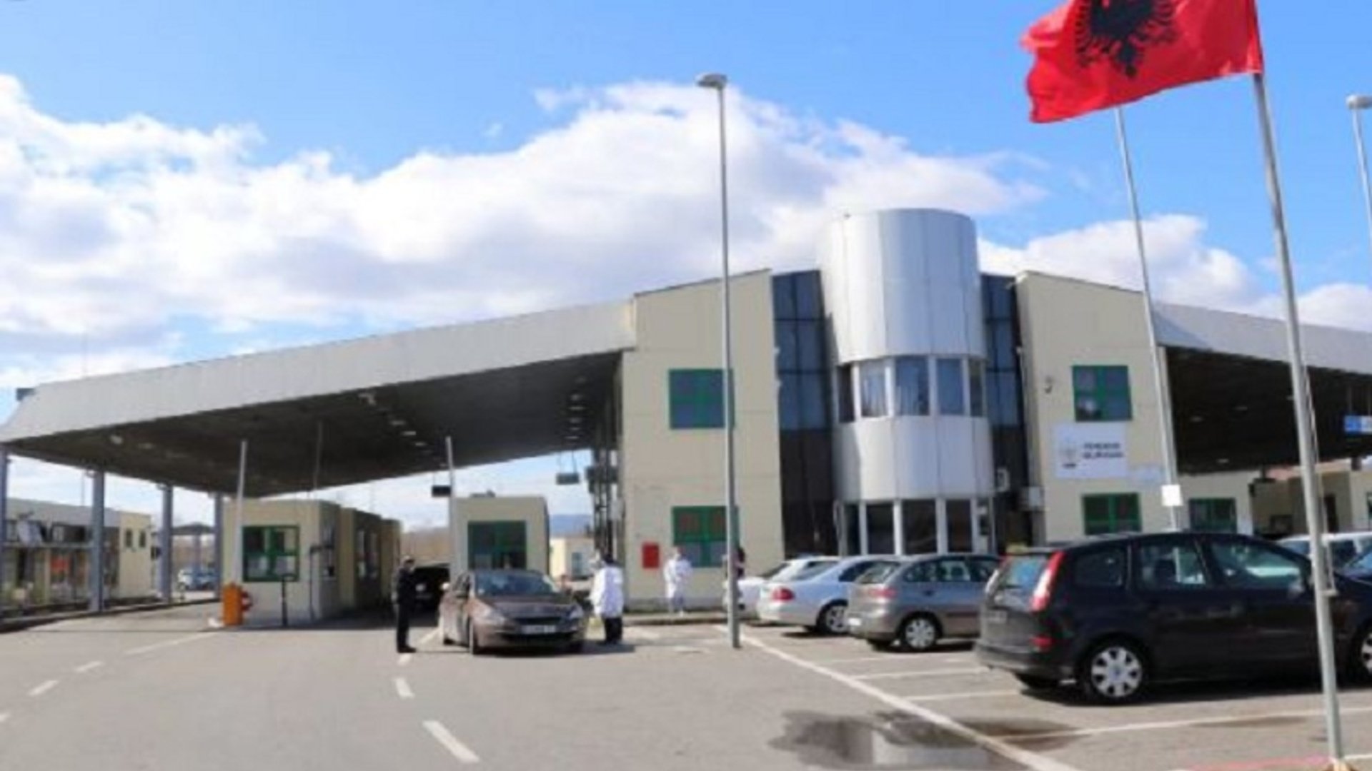 Në kërkim ndërkombëtar për trafikim narkotikësh dhe prostitucion, arrestohet në Murriqan 56-vjeçari