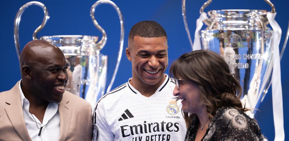 Nëna e Mbappe: Në Paris, ai nuk ishte më njeri. Ne si familje nuk ishim gati për famë