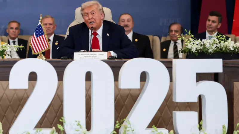 Nënshkruhet marrëveshja e paqes në Gaza, Trump: Na u deshën 3,000 vjet për të ardhur deri këtu, a e besoni?