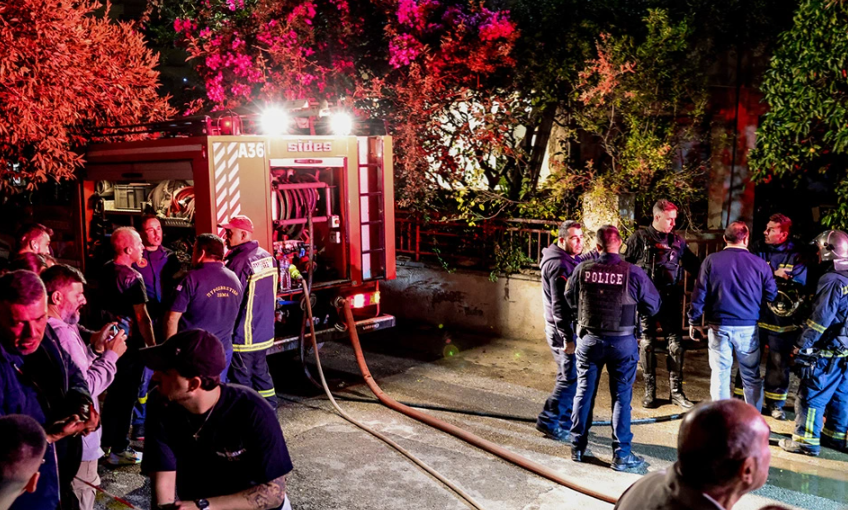 Ngjarje horror në Greqi/ Djali djeg nënën dhe xhaxhain për së gjalli dhe më pas hidhet nga ballkoni