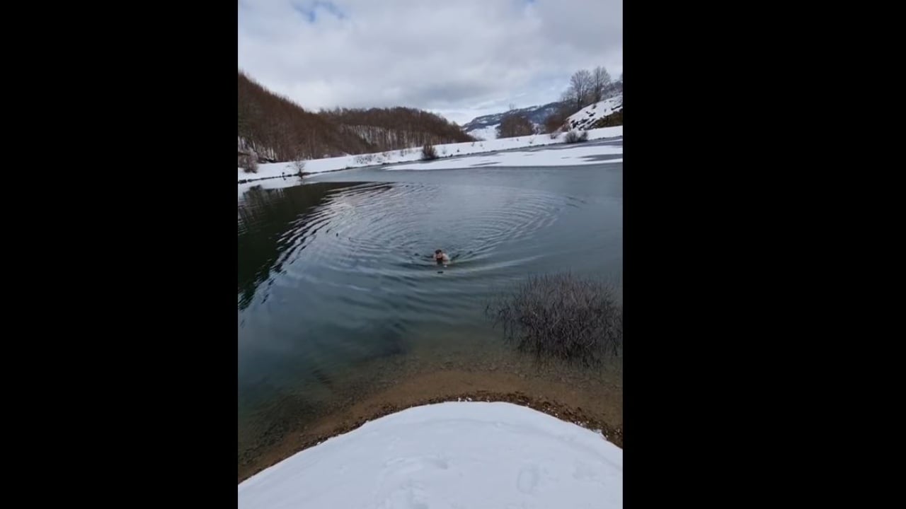 Një nga emrat e PD që mund të garojë për Tiranën/ Hasimja “sfidon” të ftohtin, poston videon duke u hedhur në ujërat e “akullt”