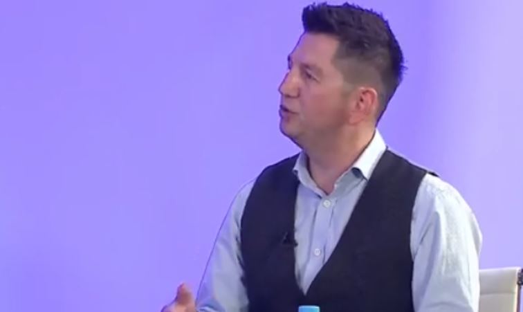 “Nuk kam nisur asgjë për ta lënë gjysmë”, Sota sqaron arsyet e kandidimit për Bashkinë e Vlorës: Ja kush më kontaktoi