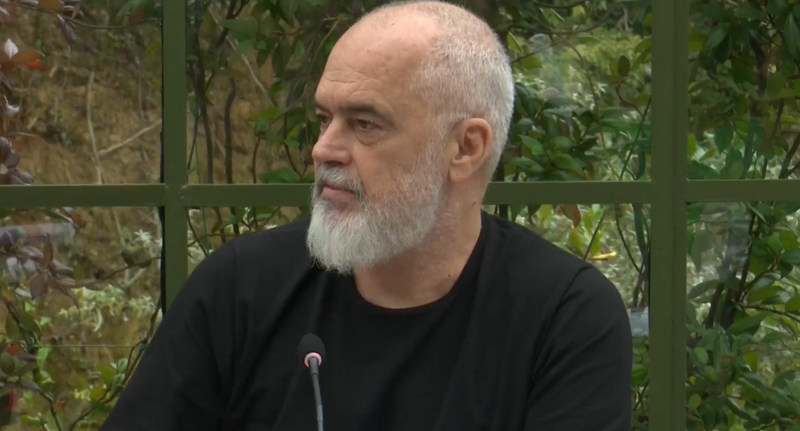 “Nuk ke kuptuar ligjin”/ Rama kritikon kryebashkiakun e Kuçovës: Pse nuk e ke dorëzuar hartën e zonave prioritare?!