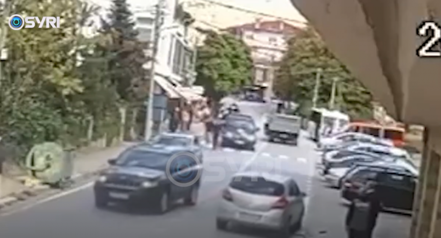 Nuk u dolën ‘llogaritë’ me kontrabandën nga kufiri i gjelbër, palët nxorën thikën e shkopin e bejsbollit për t’u sqaruar