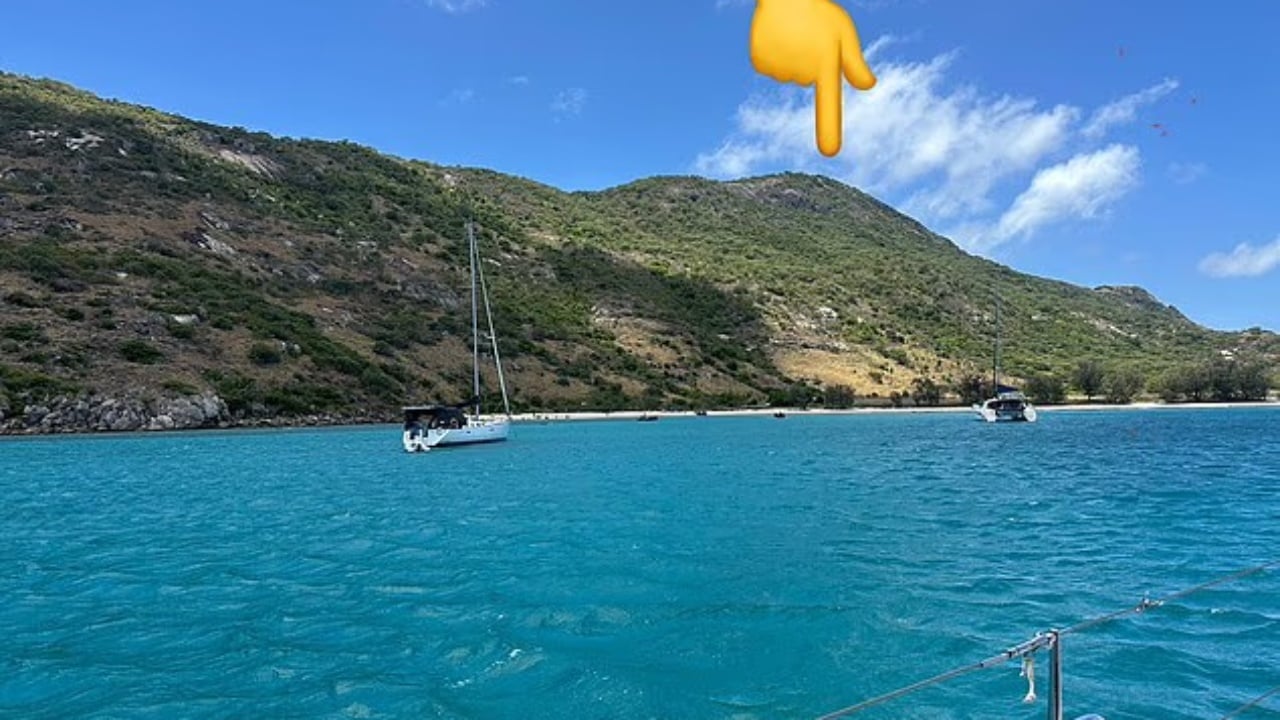 Pagoi 80 mijë paund në turin me kroçiere, gjendet e vdekur pasi e harrojnë në ishull/ Udhëtimi i ëndrrave u kthye në tragjedi