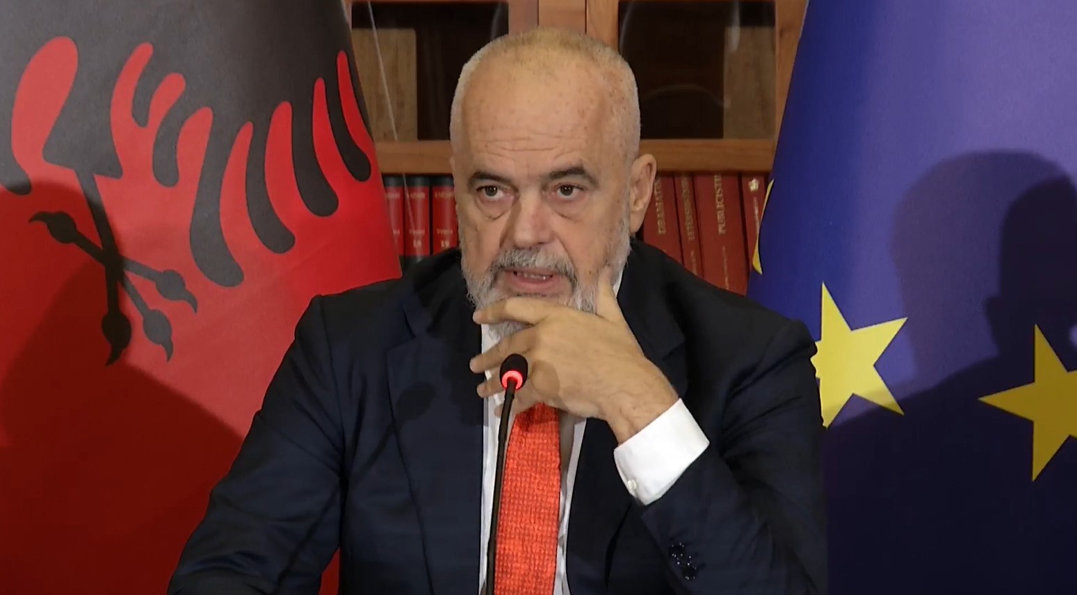 Paketë ligjore për mbrojtjen e territorit, Rama prezanton masat: Arkitektët subjekt i ligjit, s’ka ujë dhe drita në ndërtesë pa certifikatën e përdorimit