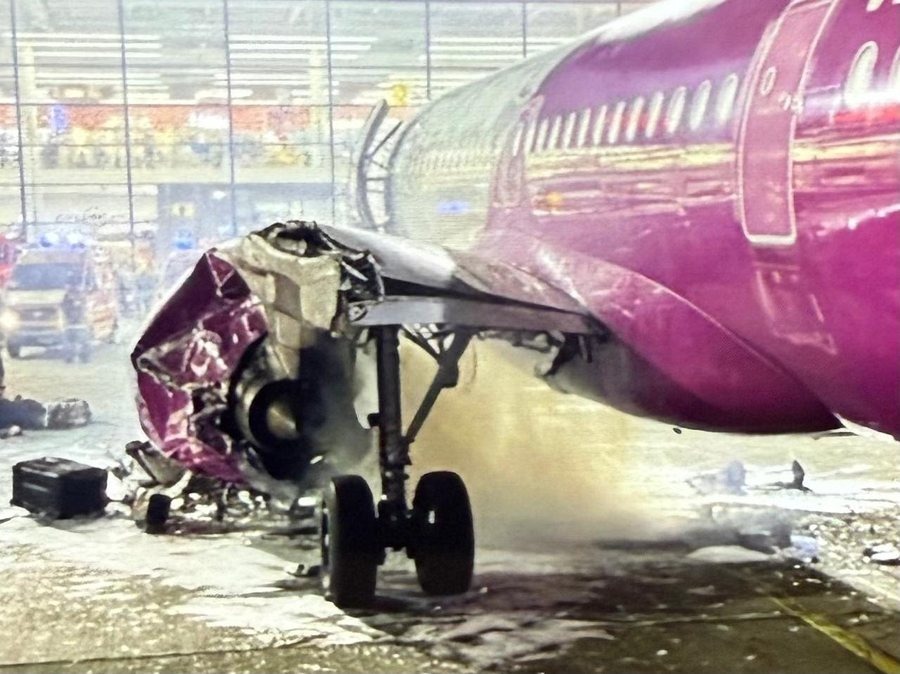 Panik në ajër/ Merr flakë motori, digjet krahu i avionit në Rinas (Detaje)