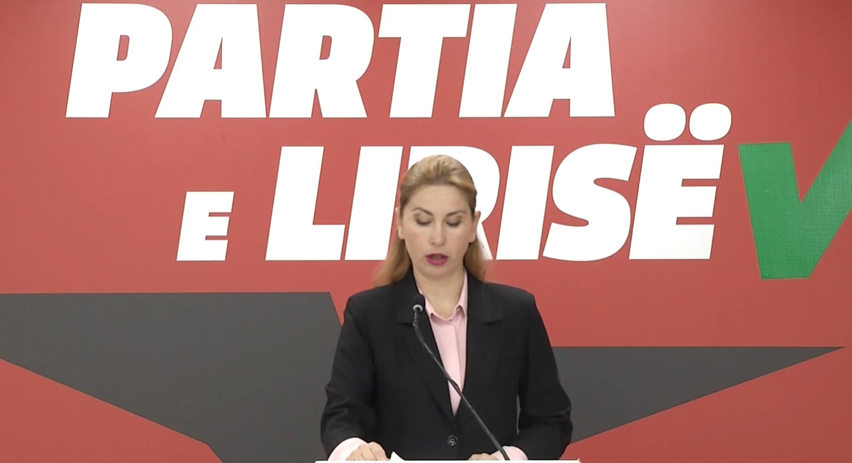 Partia e Lirisë: Arsimi në krizë të thellë, qeveria mbulon dështimin me propagandë