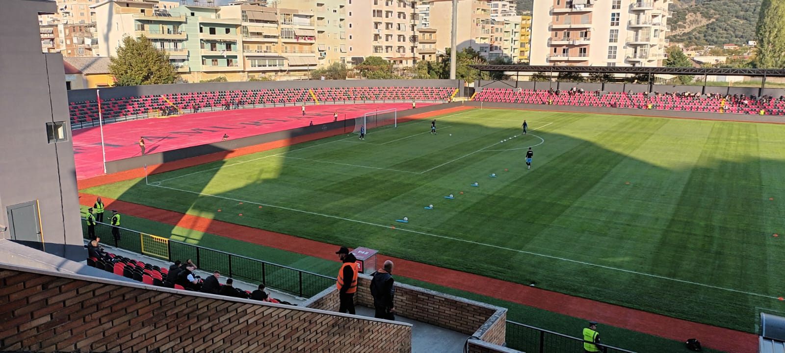 Partizani fiton në Vlorë, Elbasani thyhet nga Vora