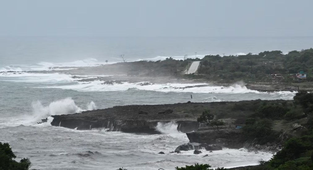 Pas shkatërrimeve në Xhamajkë, uragani Melissa godet Kubën