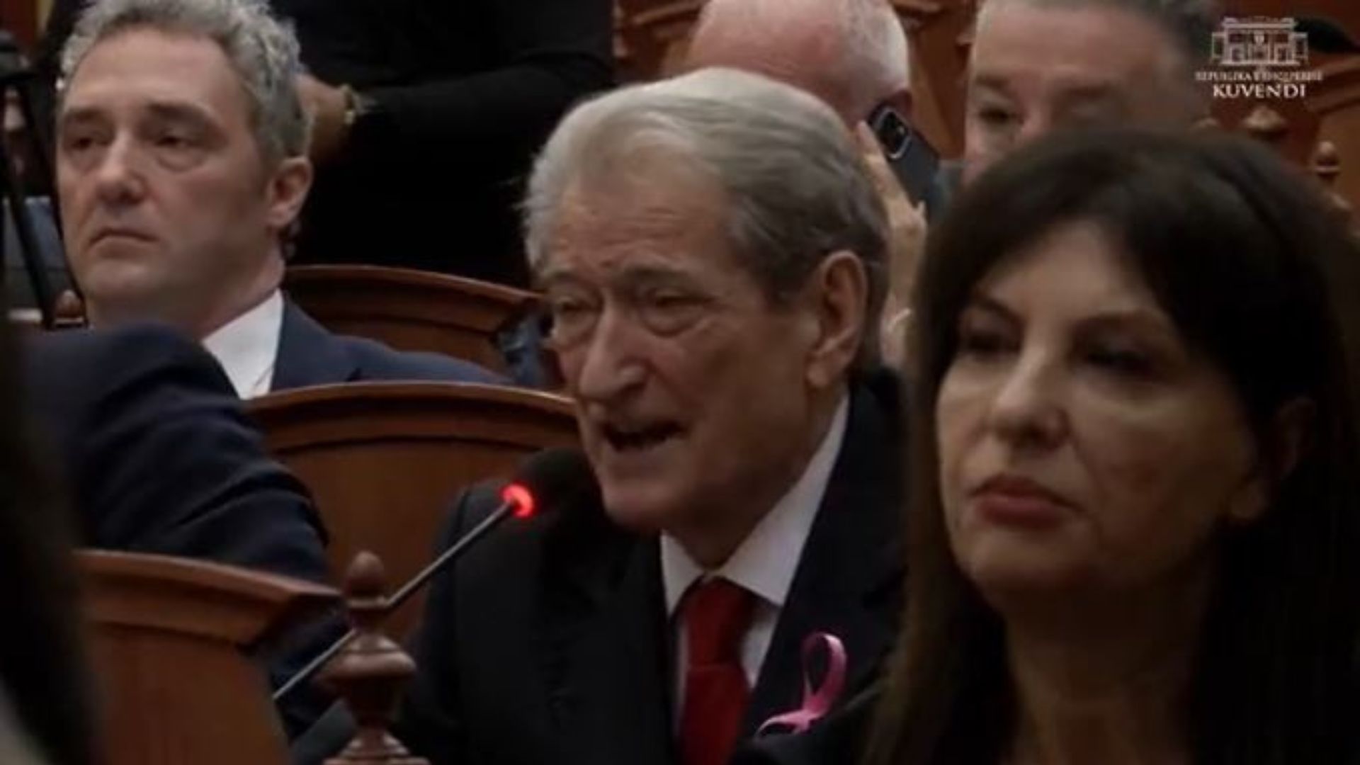 PD bashkoi votat me PS për Komisionet/ Berisha: Me Ramën zgjedhje të lira s’ka, por ne votuam për dy arsye