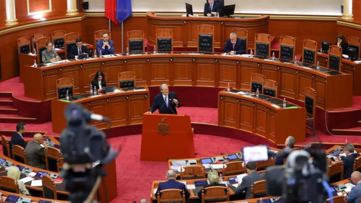 PD nuk merr pjesë në protestën pro liderëve të UÇK, Berisha: Ka nuanca kundër qeverisë së Kosovës