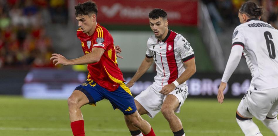 Pedri zbulon sekretet e tij: Mami më detyron gjithmonë të rruhem ditën e ndeshjeve