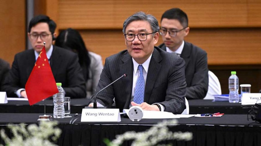 Pekini: Eliminimi i fërkimeve tregtare me SHBA-në, mjaft i arritshëm!