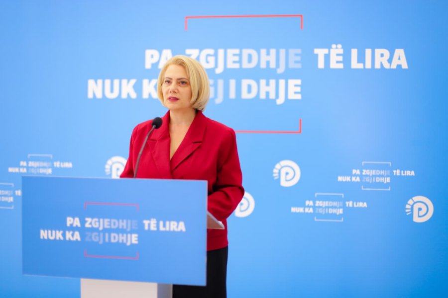 ‘Përleshja me thika në Kamëz’/ PD: Dhuna dhe vrasjet në gjimnaze tregojnë dështimin e arsimit! Shkollat janë shndërruar në fole rreziku