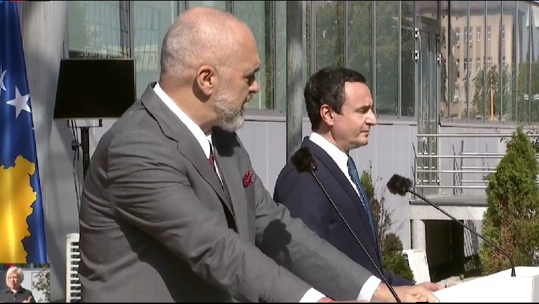 Përplasja për UÇK, Deputeti i LVV: Hipokrizi e Ramës; Xhafaj: Reagimi i Kurtit, absurd. Ta fshijnë nga Facebook!