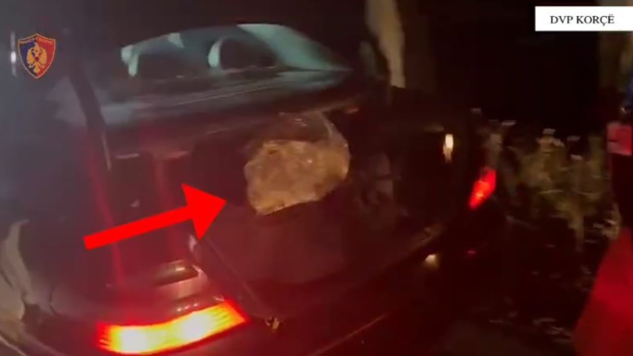 Po transportonte 16 kg lëndë narkotike drejt Greqisë, arrestohet në Korçë 46-vjeçari, në kërkim edhe bashkëpunëtori i tij