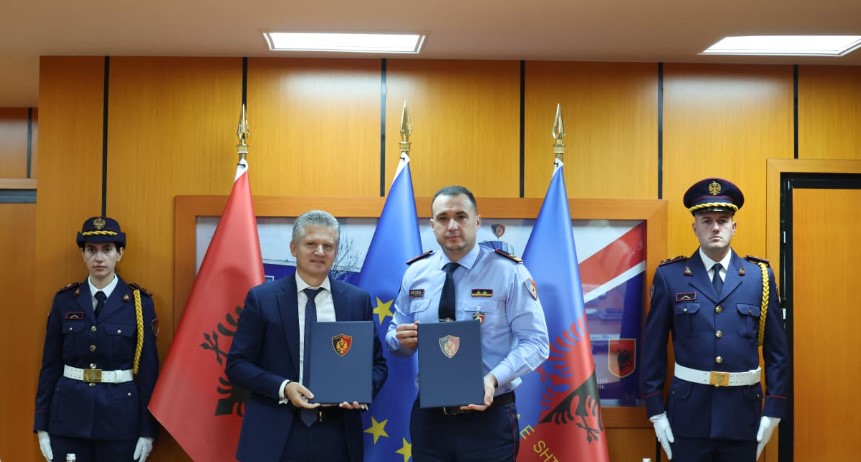 Policia e Shtetit dhe Shoqata e Bankave nënshkruajnë memorandum për mbrojtjen e qytetarëve nga sulmet kibernetike