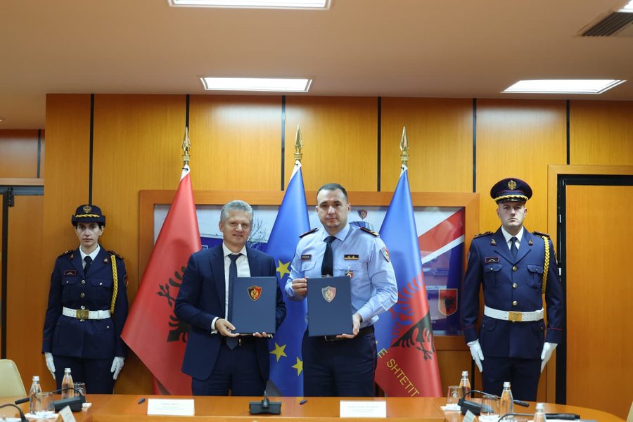 Policia e Shtetit dhe Shoqata Shqiptare e Bankave nënshkruajnë Memorandum Mirëkuptimi, prioritet siguria kibernetike