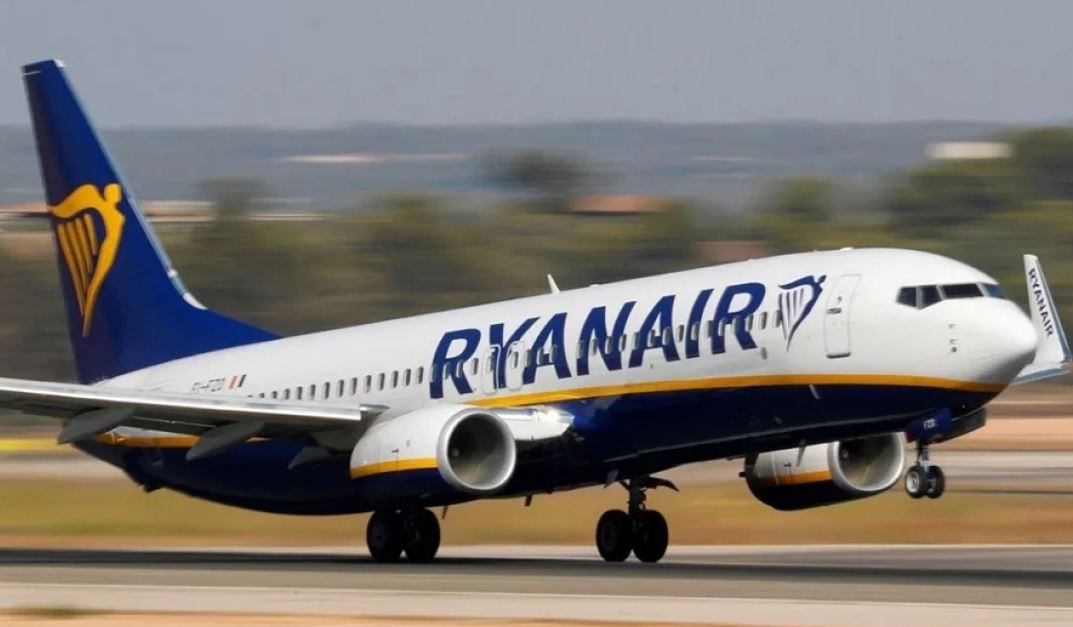 Prag tragjedie në Manchester, avioni ulet me karburant vetëm për gjashtë minuta fluturim