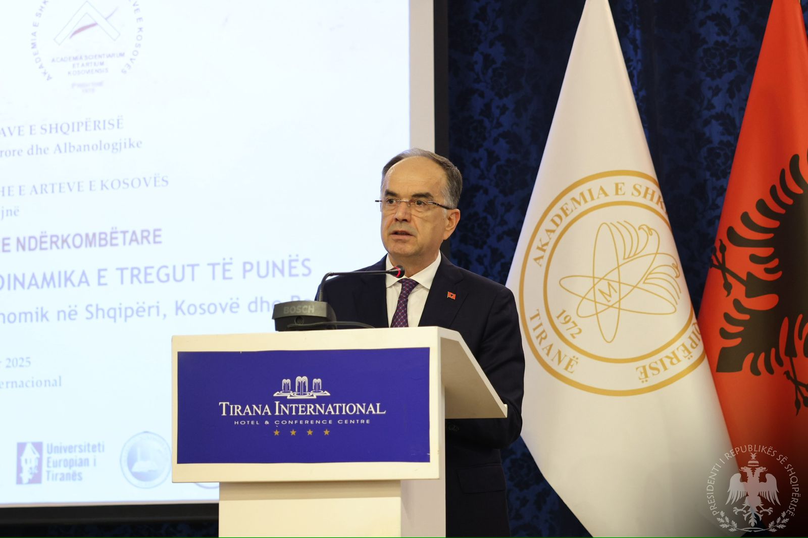 Presidenti Begaj kërkon koordinimin Shqipëri-Kosovë përballë krizës demografike: Nëse gabojmë sot, nuk do të kemi një mundësi të dytë nesër