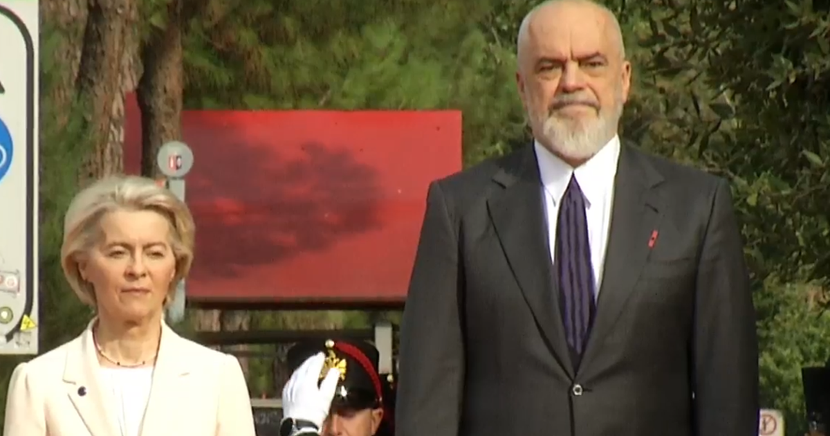 Presidentja e KE pritet me ceremoni zyrtare nga Rama