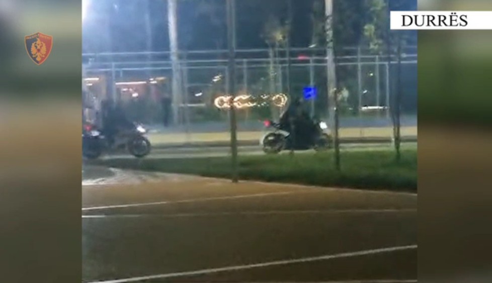 Prishën qetësinë publike me zhurmën e motomjeteve që drejtonin gjatë natës, arrestohen dy të rinjtë