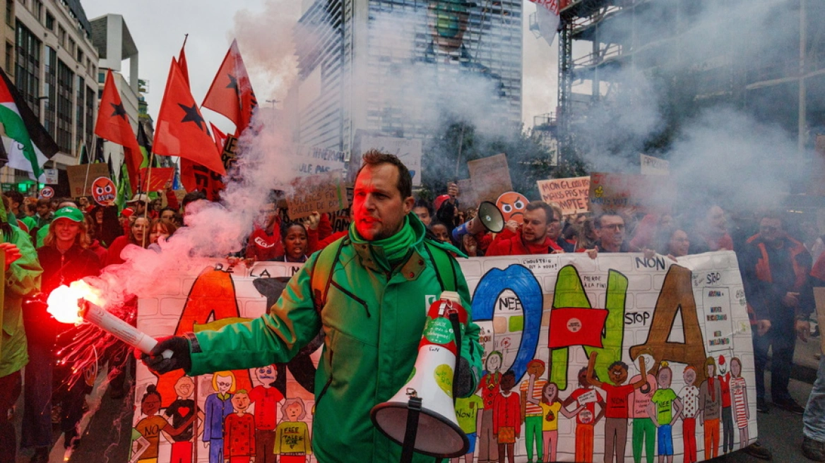 Protesta kundër masave shtrënguese të qeverisë në Belgjikë, greva e përgjithshme anulon qindra fluturime