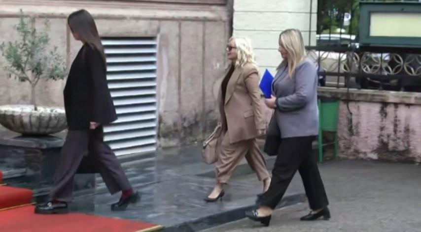 PS mbledh grupin parlamentar, në fokus zgjedhjet e 9 nëntorit dhe raportimet e SPAK