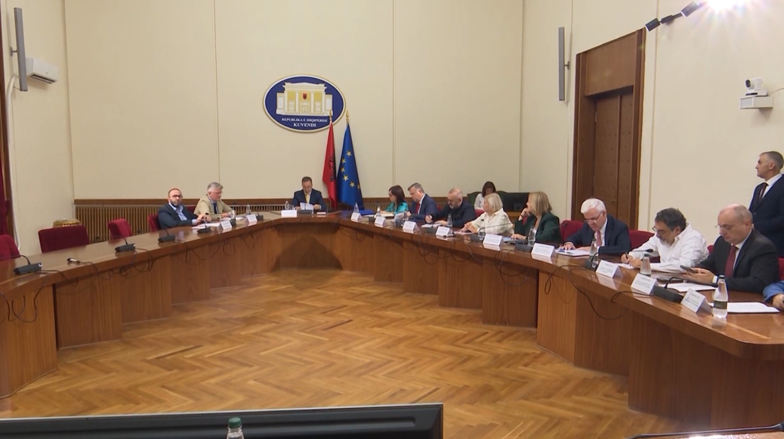 PS rrëzon komisionet e opozitës! Shumica i thotë “JO” kërkesës për hetimin e 11 Majit dhe çështjes “McGonigal”