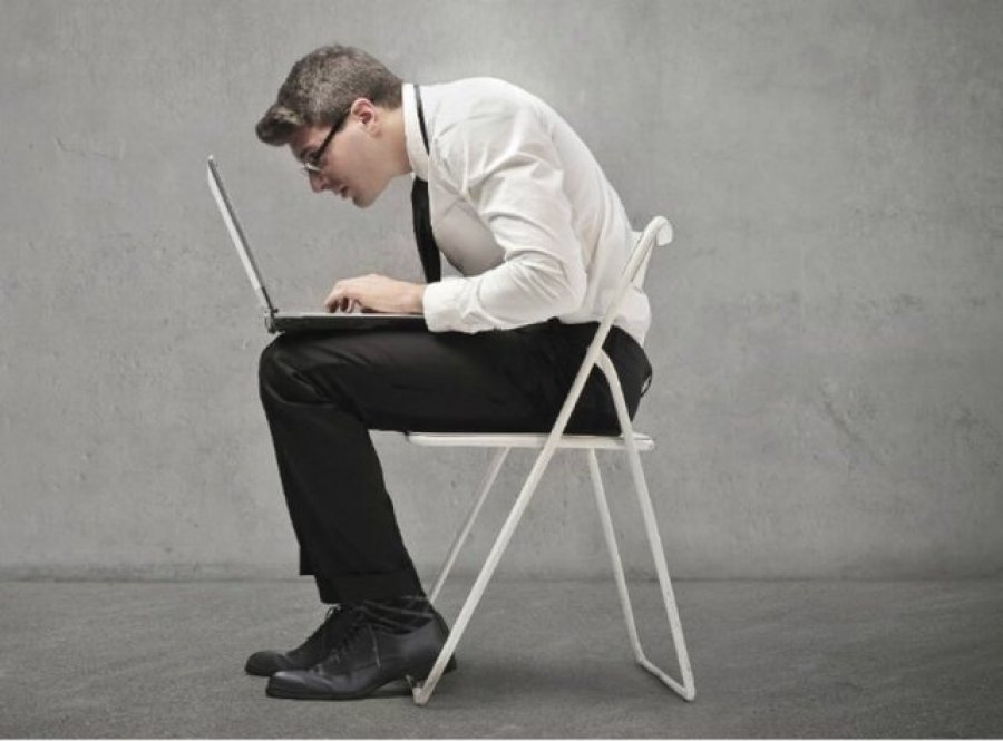 Qëndrimi i keq gjatë ditës, shkaku i fshehtë i pagjumësisë