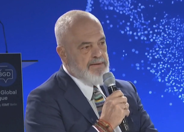 Rama nga Berlini: Zoti e shpëtoi Trump që të zgjojë Europën, BE duhet të ndryshojë me shpejtësi