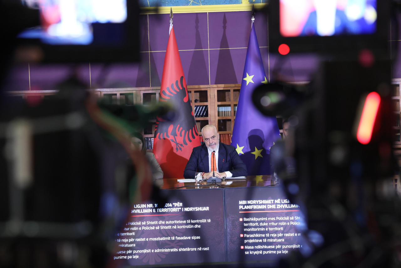 Rama shkarkon prefektët në Fier dhe Vlorë, kush i zëvendëson (Emrat)