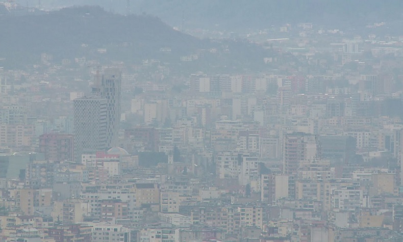 Raporti i State of Global Air 2025: Vdekjet nga ajri i ndotur në Shqipëri, 3 herë më të larta se në BE