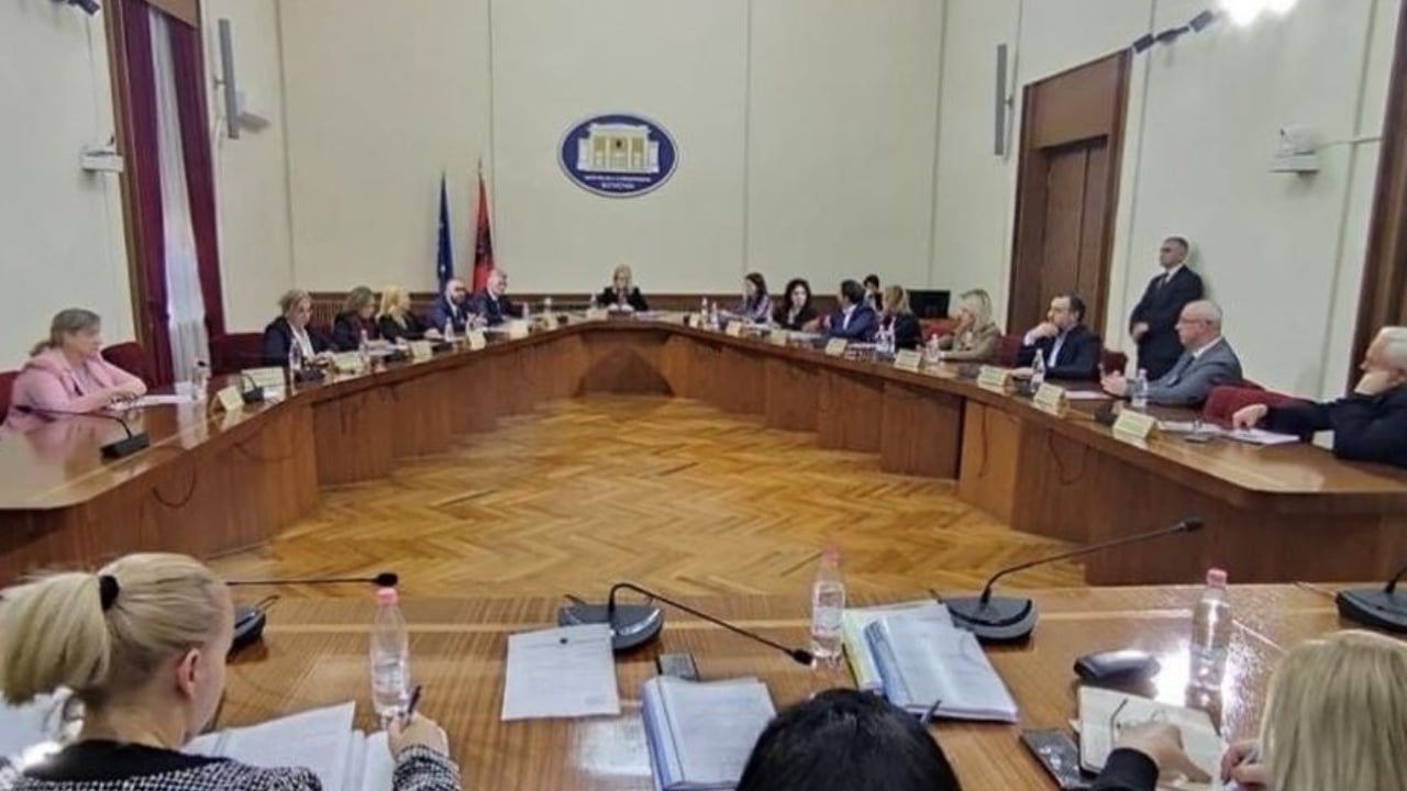 Raportimet e institucioneve të pavarura në Komisone, bashkarisht me “Komisionin Xhafaj”