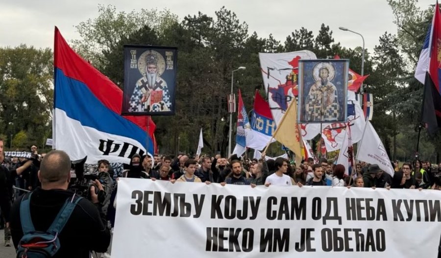 Roli i së djathtës në protestat studentore në Serbi
