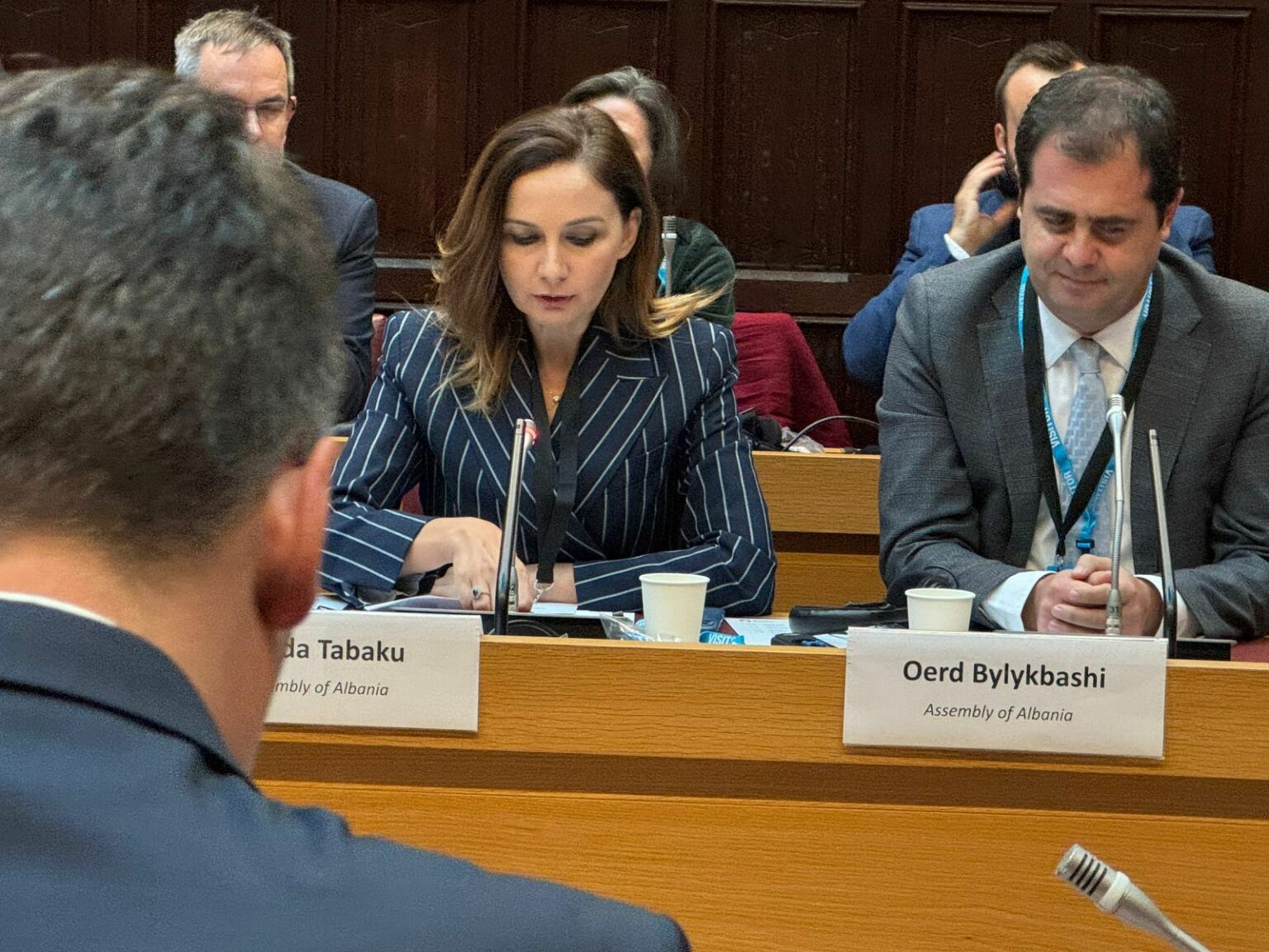 “Rritja nuk është e vërtetë, derisa të jetë e drejtë” – Tabaku denoncon kapjen e ekonomisë shqiptare në Londër