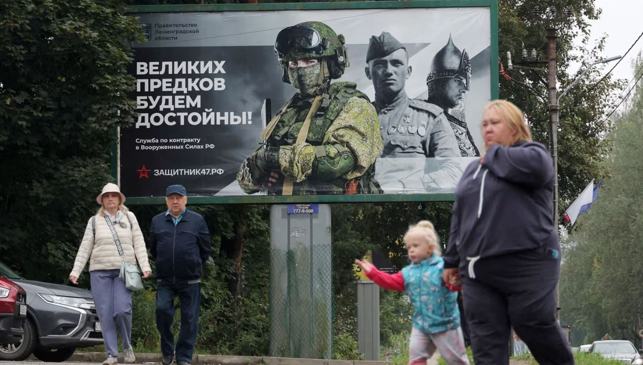 Rusia rrit bonuset e regjistrimit ushtarak për të joshur më shumë rekrutë për të luftuar në Ukrainë